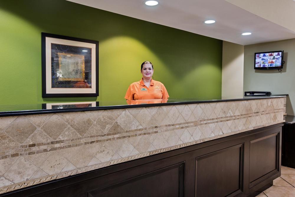 Best Western Iowa - Lake Charles East Экстерьер фото