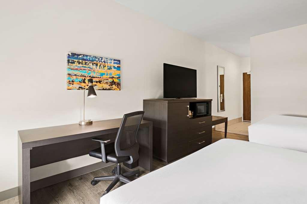 Best Western Iowa - Lake Charles East Номер фото
